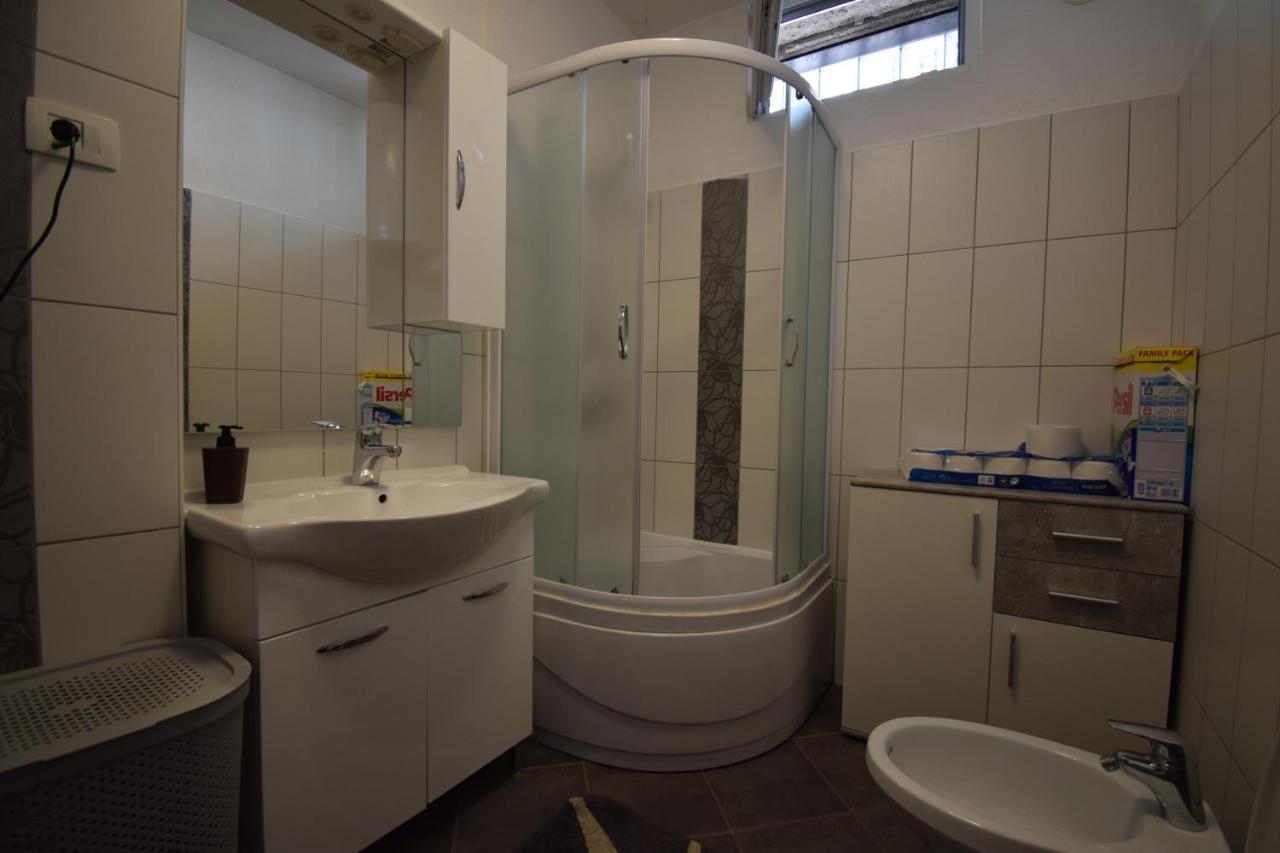 Apartment Adem Koper Exterior photo